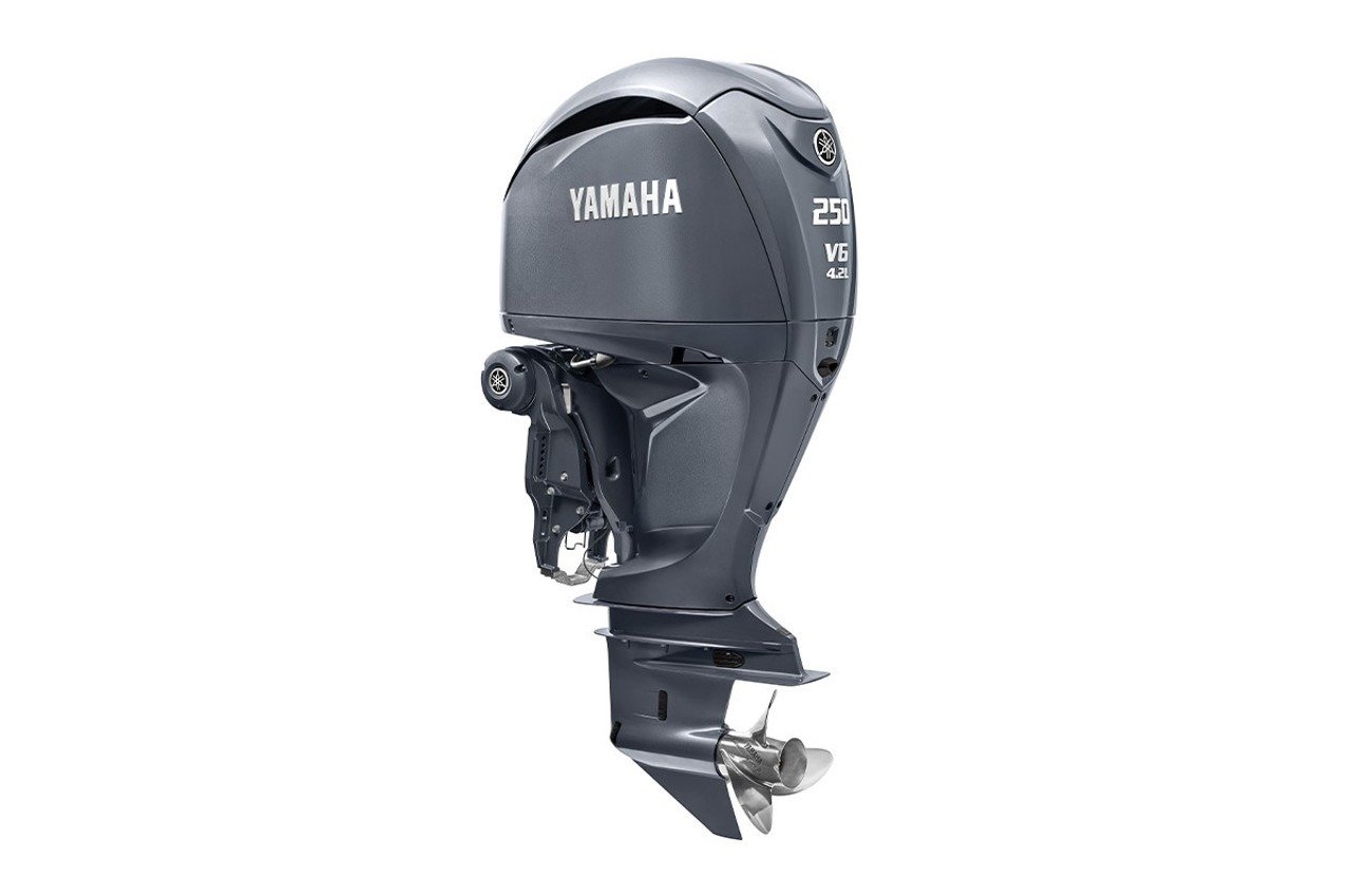Yamaha 250hp Outboard Engine · Digital Electronic Controls, 25″ Shaft, Counter Rotation · LF250XSB